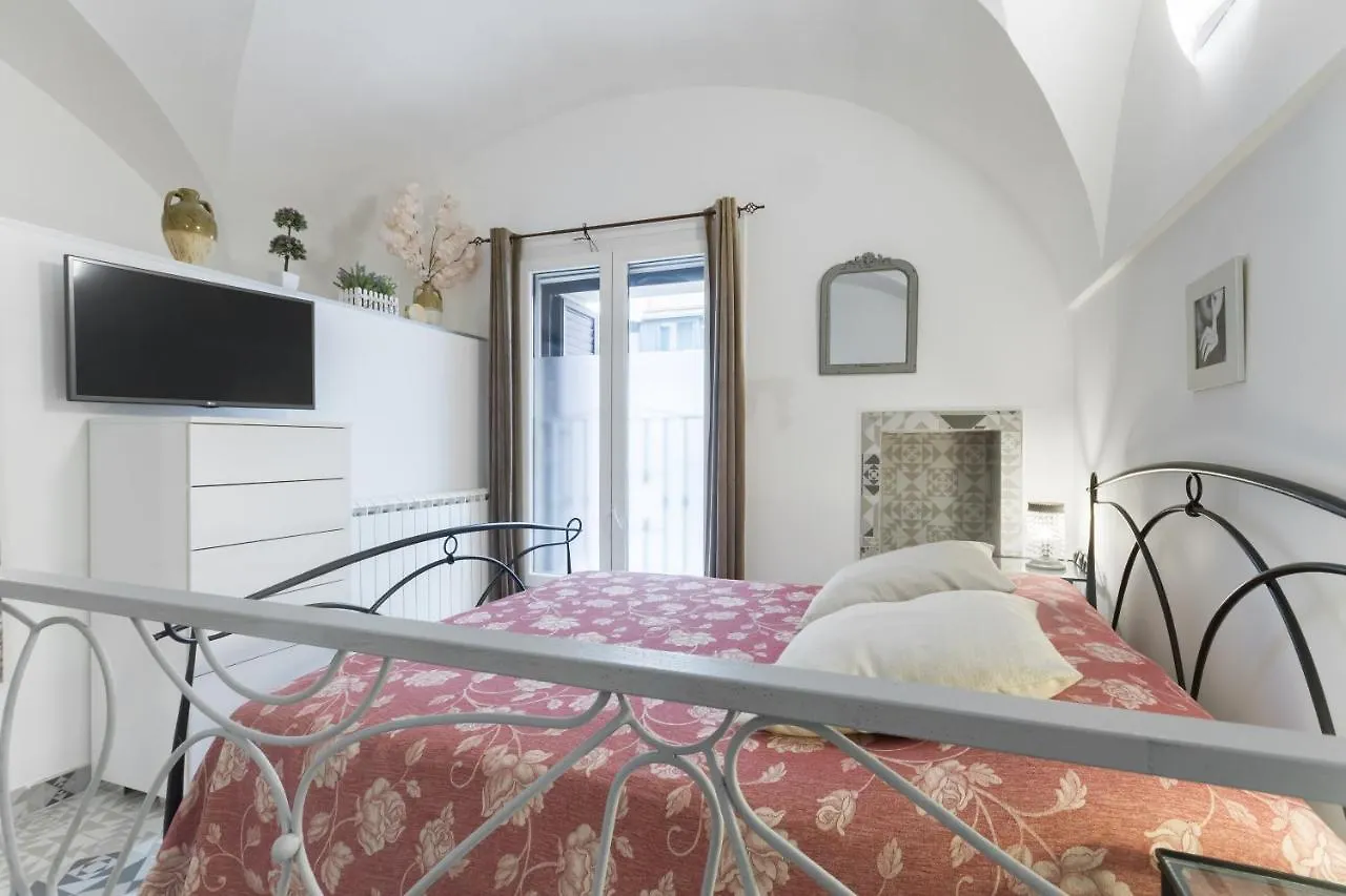 Maison Rudy - By Annet Lecce Apartment