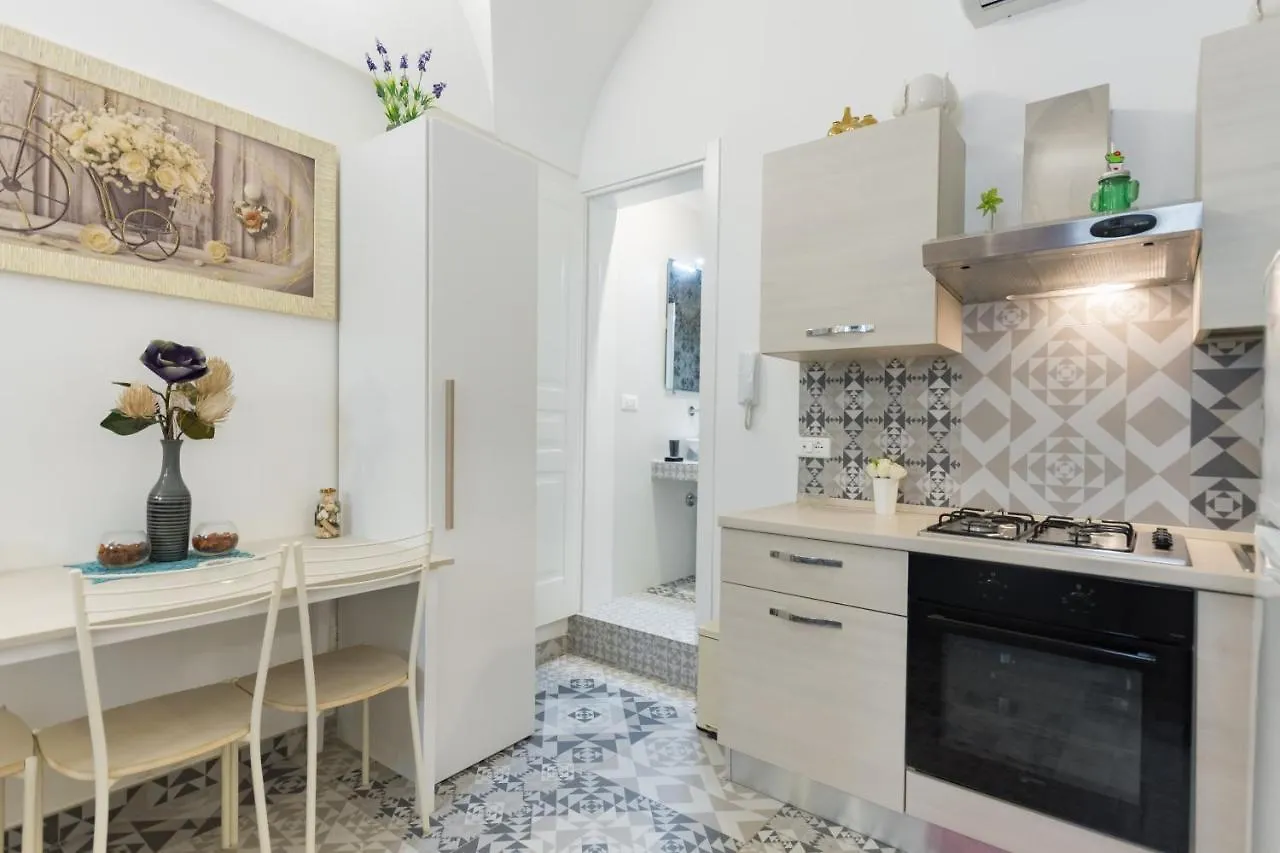 Maison Rudy - By Annet Lecce